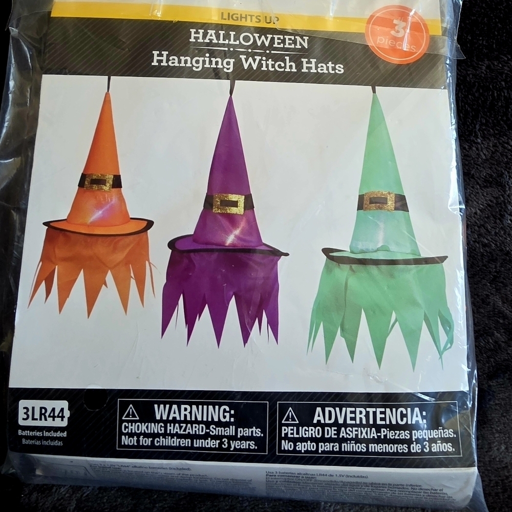 NWT Lights Up Halloween Hanging Witch Hats, home decor